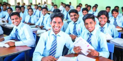 পড়ে পাওয়া গল্পের ৩টি অনুধাবনমূলক প্রশ্ন ও উত্তর, ২য় পর্ব, অষ্টম শ্রেণির বাংলা